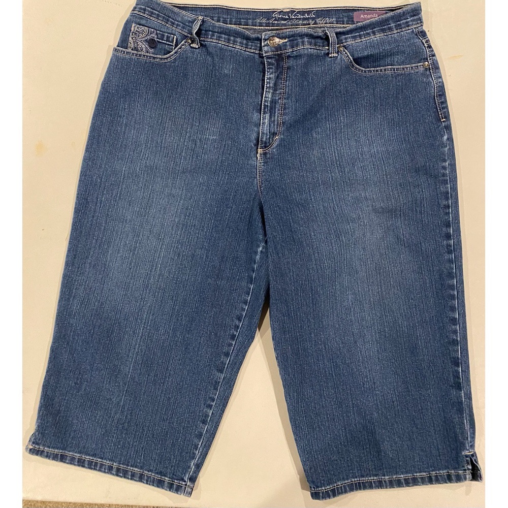 Gloria Vanderbilt Amanda Denim Capri Skimmer, size 16, medium wash